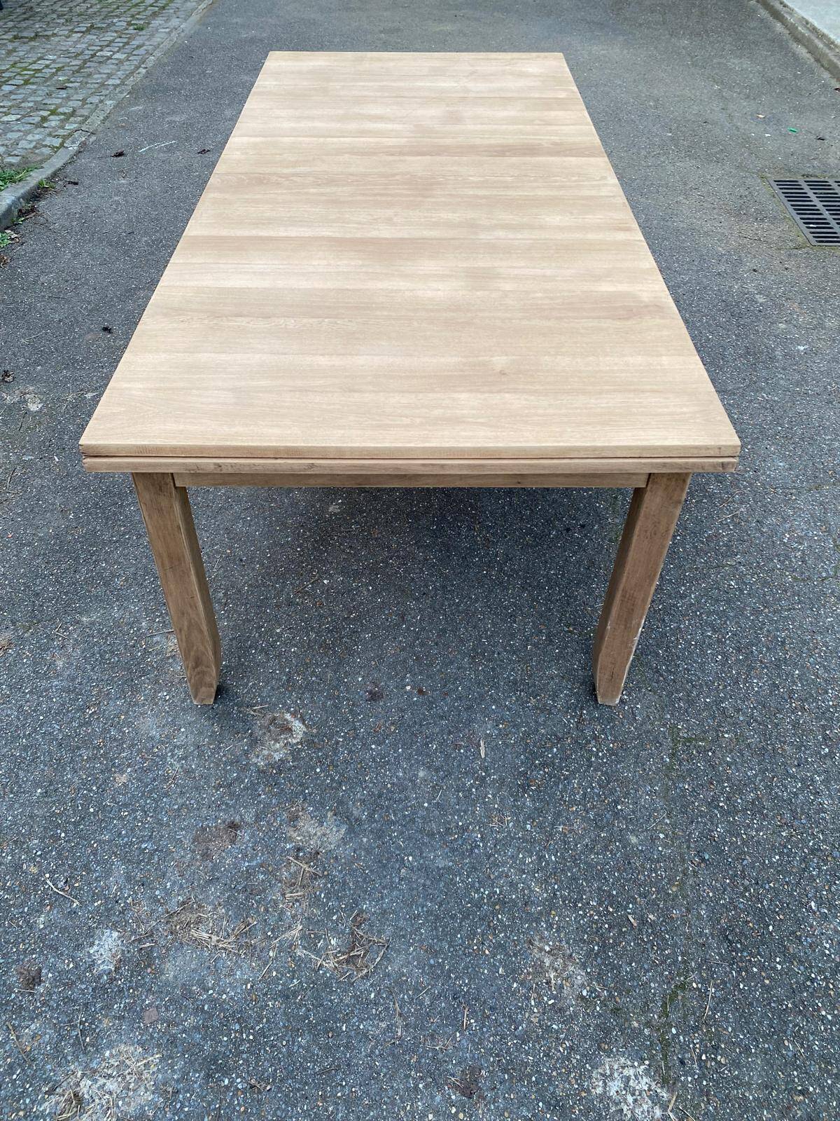 Renovated extendable farmhouse dining table in solid oak from the 19th century, 250-350.