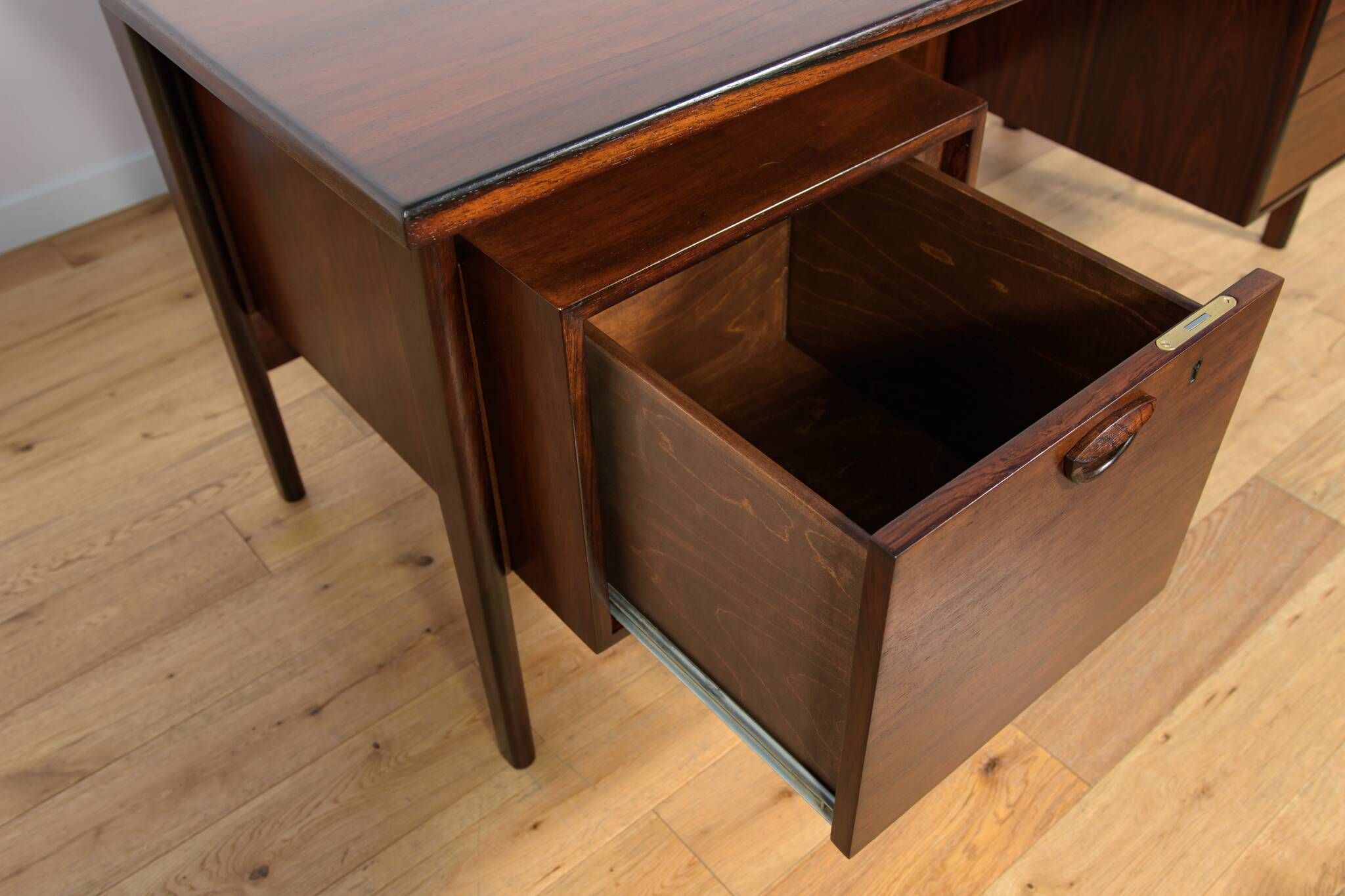Mid-Century Freestanding Rosewood Desk by Kai Kristiansen for Feldballes Møbelfabrik, 1960s