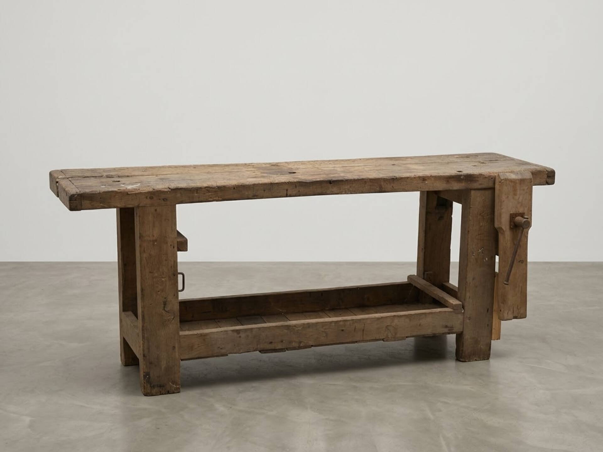 Industrial carpenter's workbench