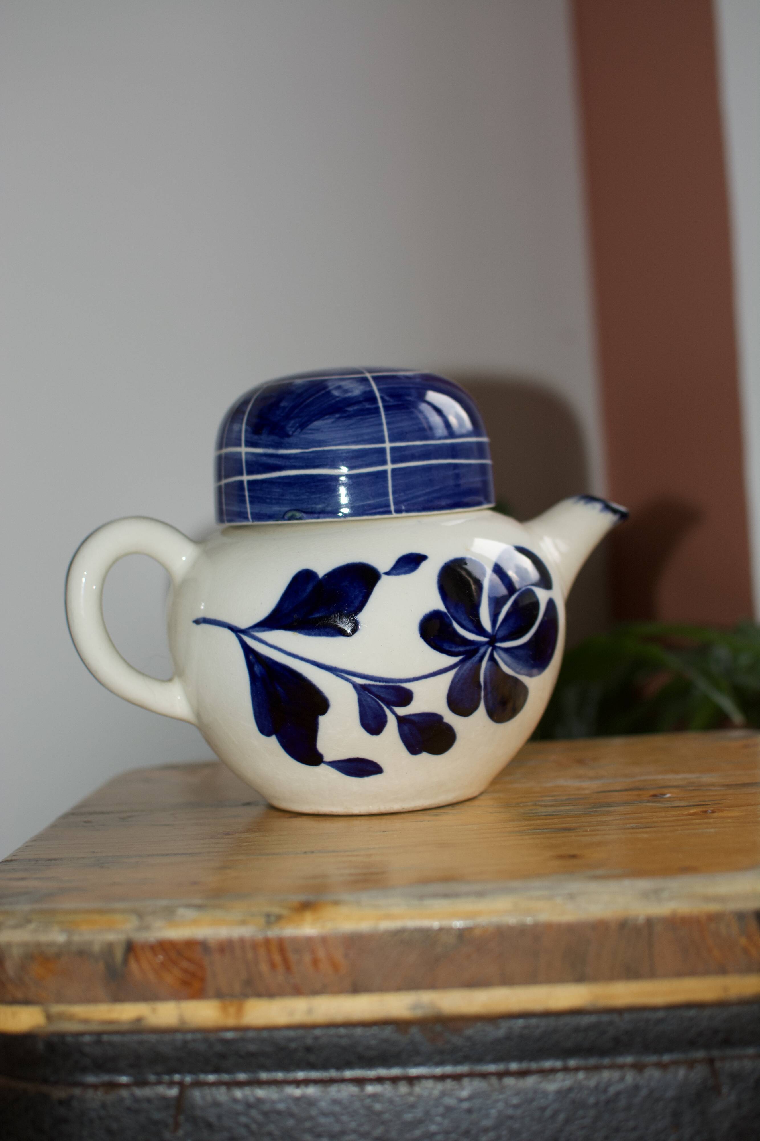 Vintage teapot salins les bains E. Charbonnier