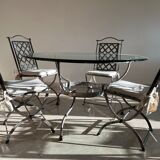 Ensemble table à manger et 4 chaises assorties
