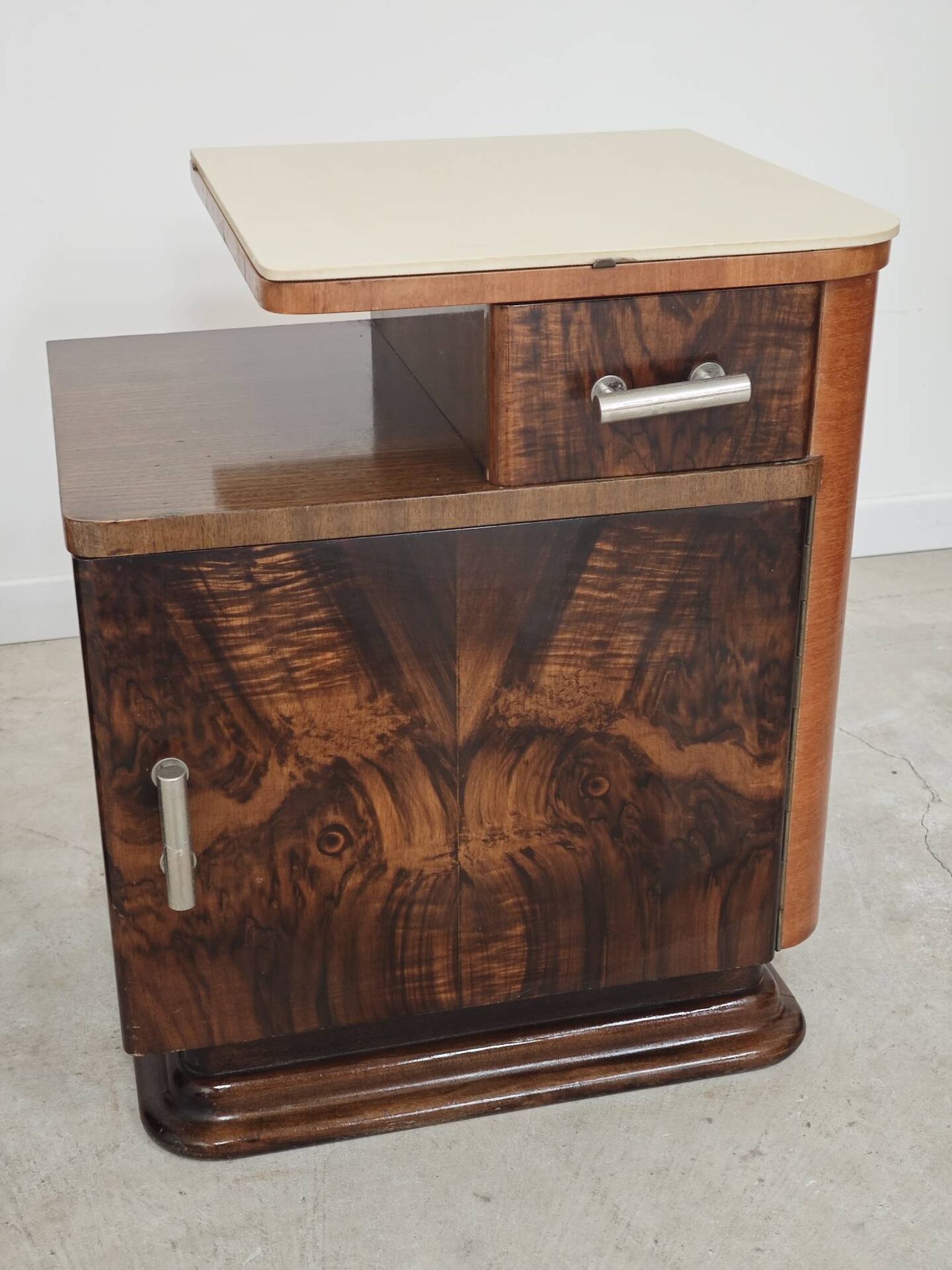 Pair of bedside tables by Jindrich Halabala for Up Zavody art deco 1950