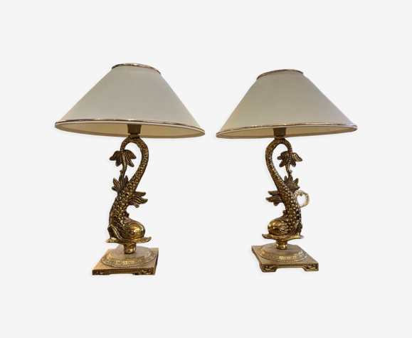 Paire de lampe en bronze et laiton doré modèle au dauphin