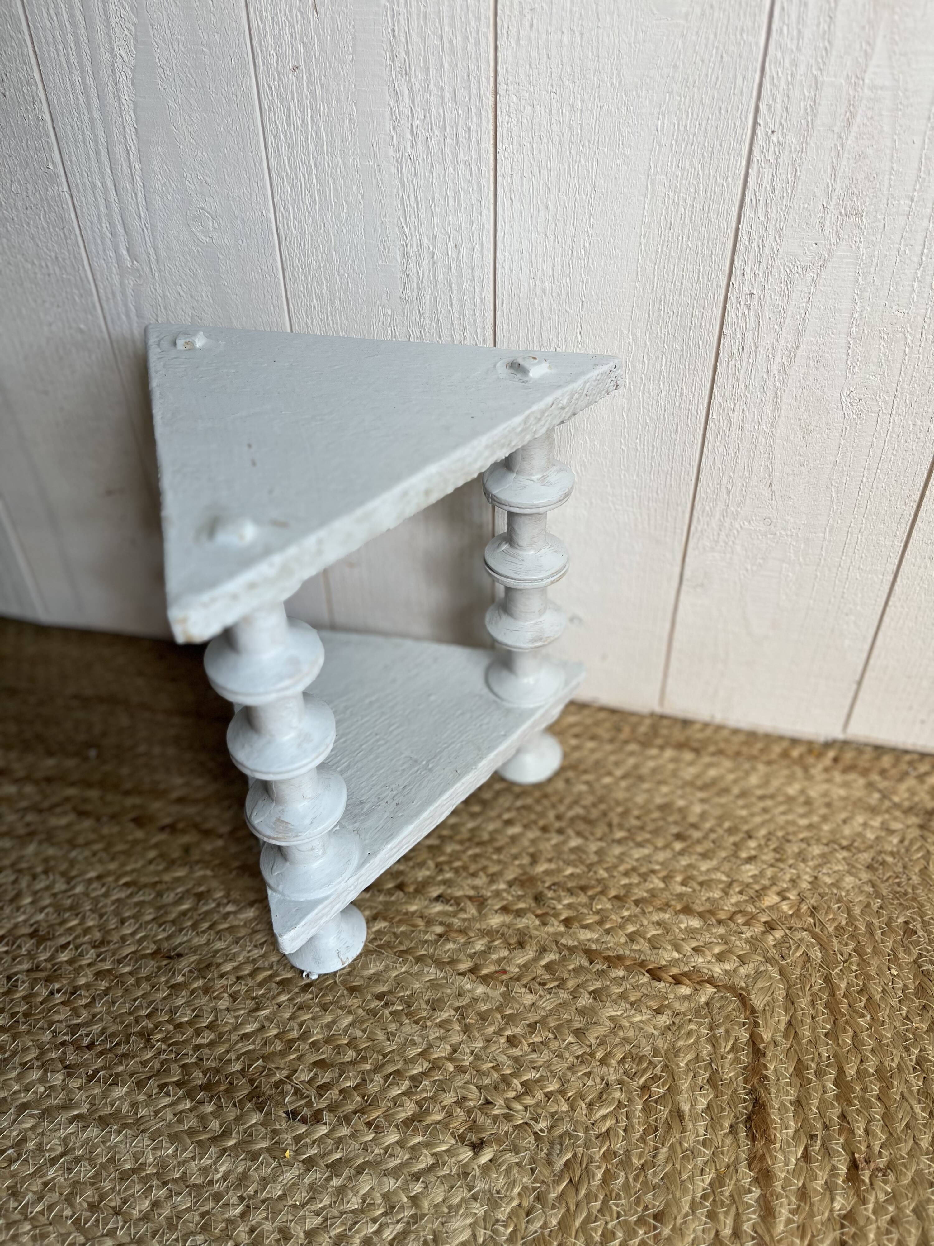 Small spool shelf