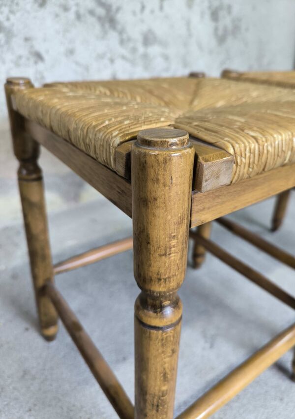 Paire de tabourets vintage en bois et paille