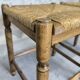 Paire de tabourets vintage en bois et paille