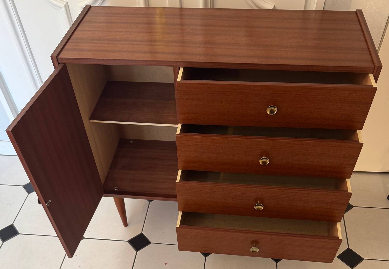 Vintage Scandinavian sideboard/sideboard