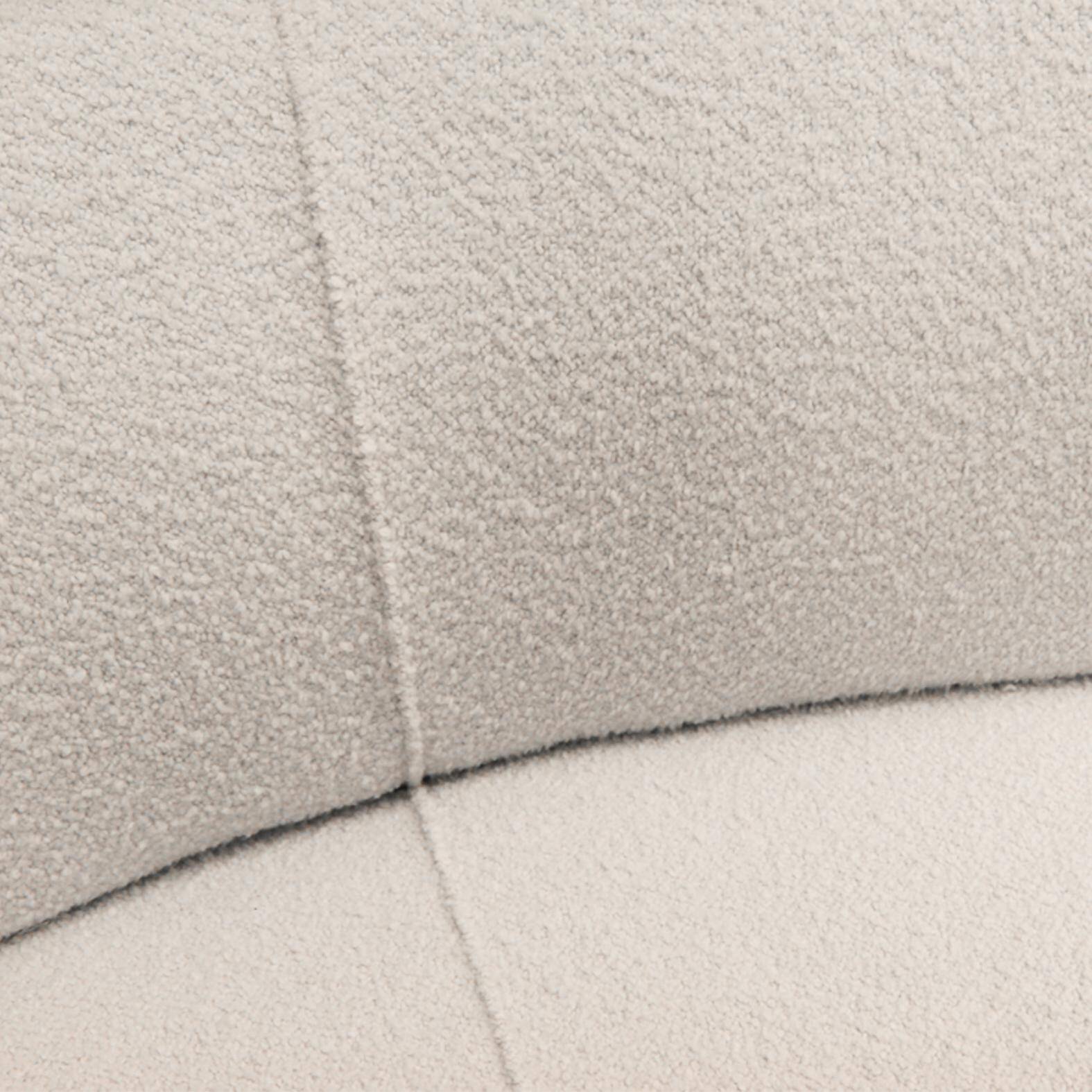 Mid-Century Gigi Radice for Minotti White Boucle Curved Six Legs Sofa