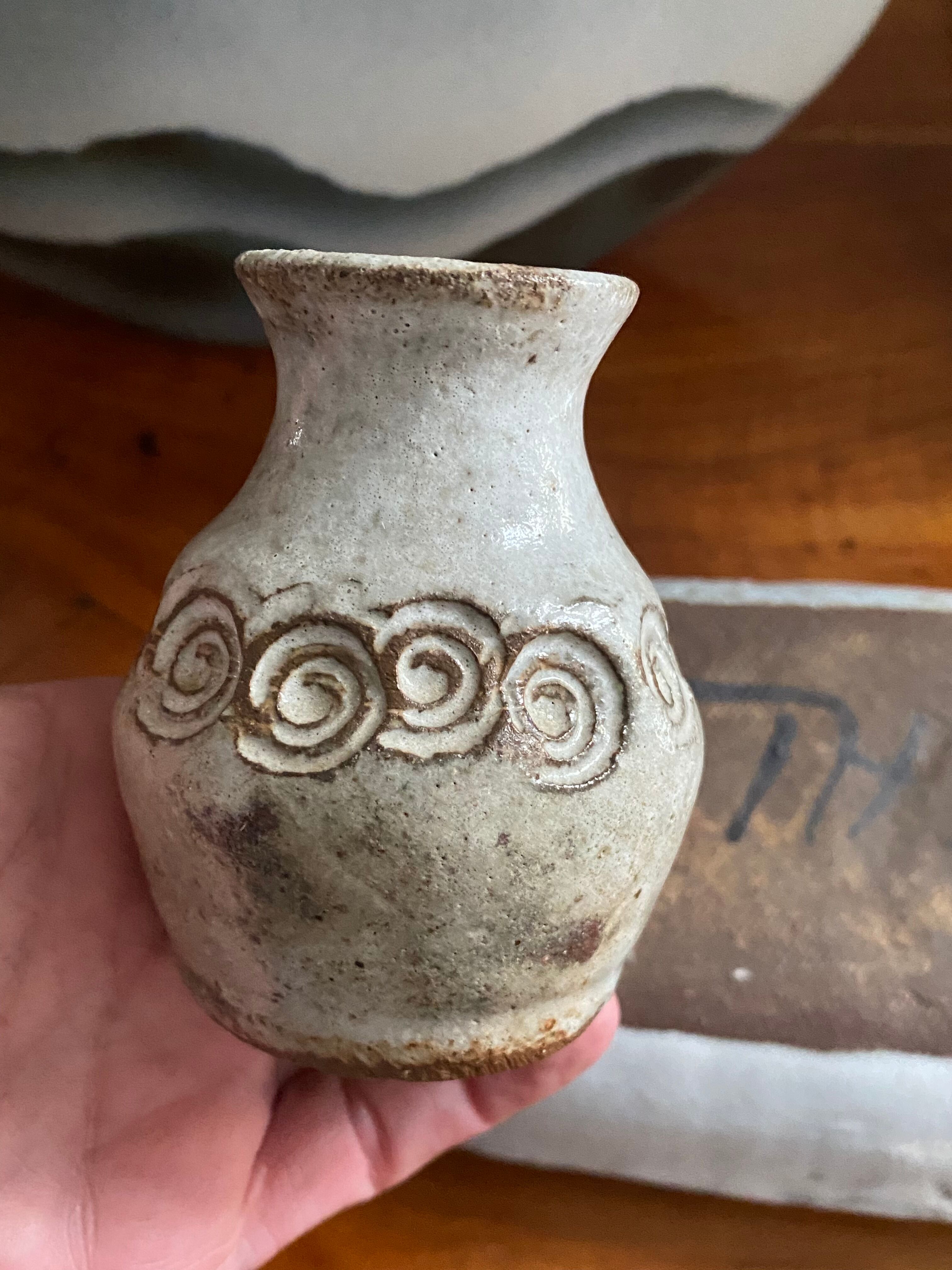 Flat cup and 2 mini ceramic vases Albert Thiry Vallauris