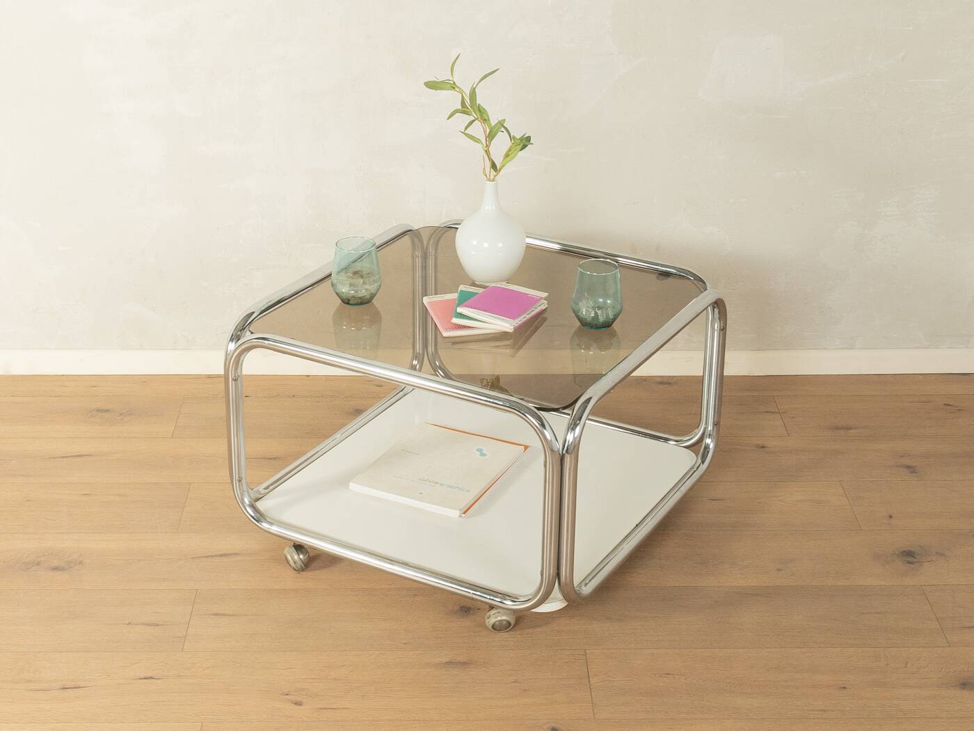 Table basse de l'ère spatiale des années 1970