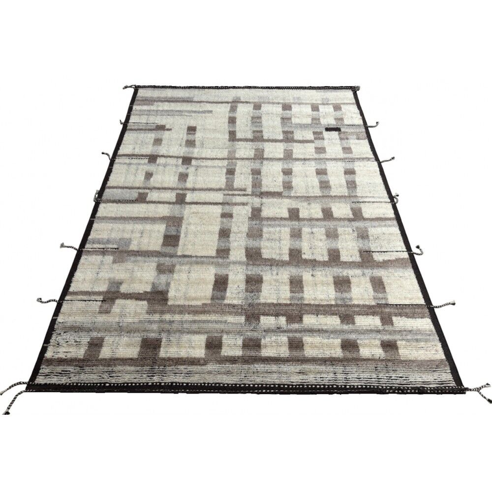 Beni Ourain Design Rug. Moroccan Design Carpet. 100% Wool. Custom Options Available