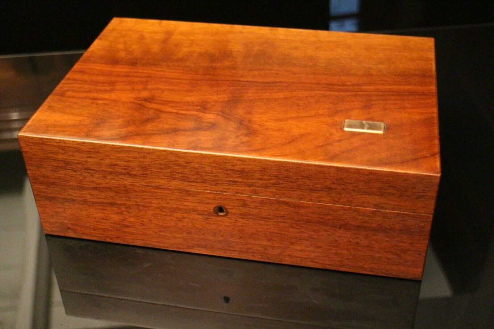 Solid mahogany box like cigar cellar