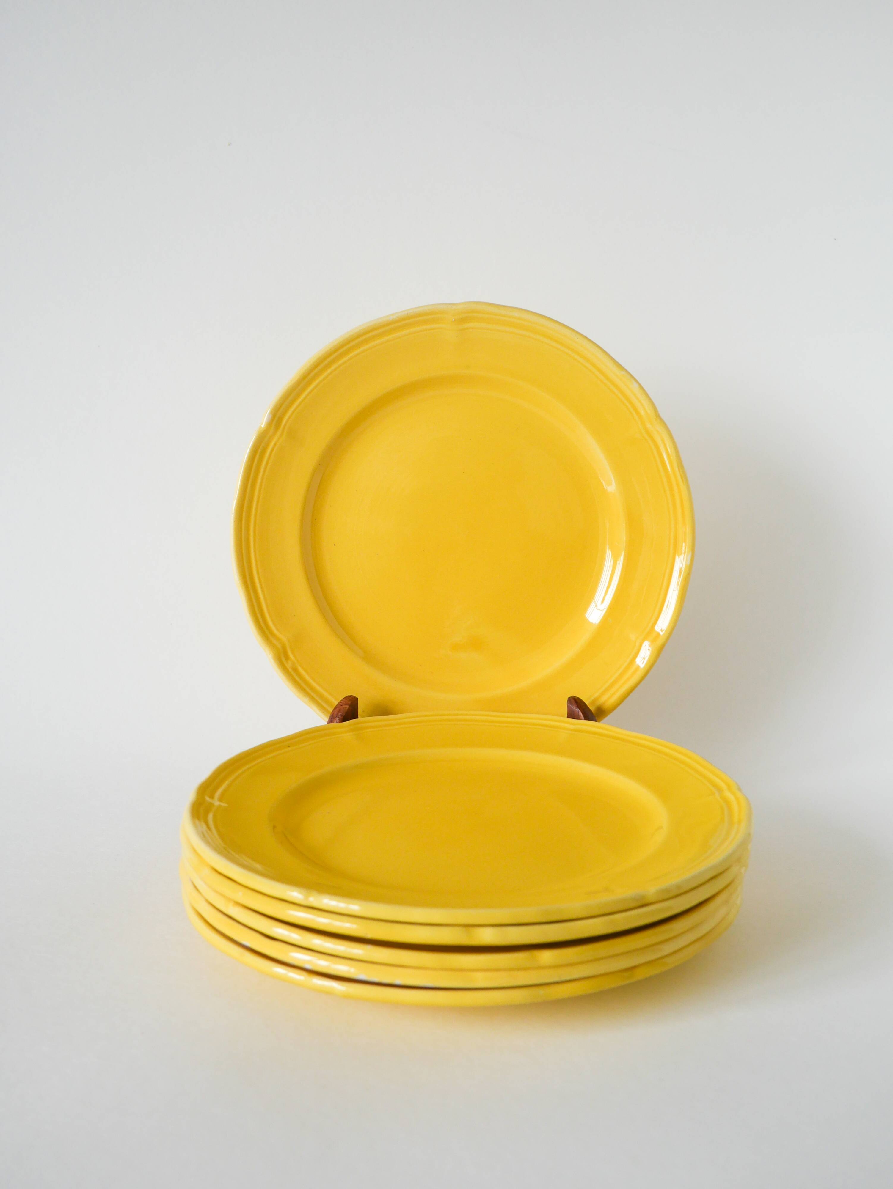 Set of 6 Badonviller lemon yellow dessert plates, 1960