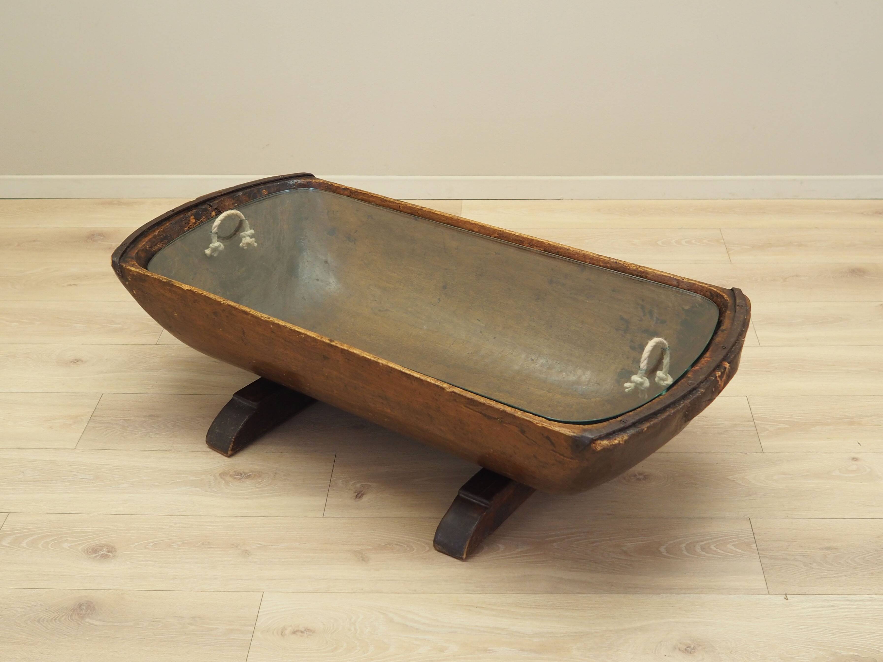 Pine coffee table, Italian design, 1960s, production: Italy