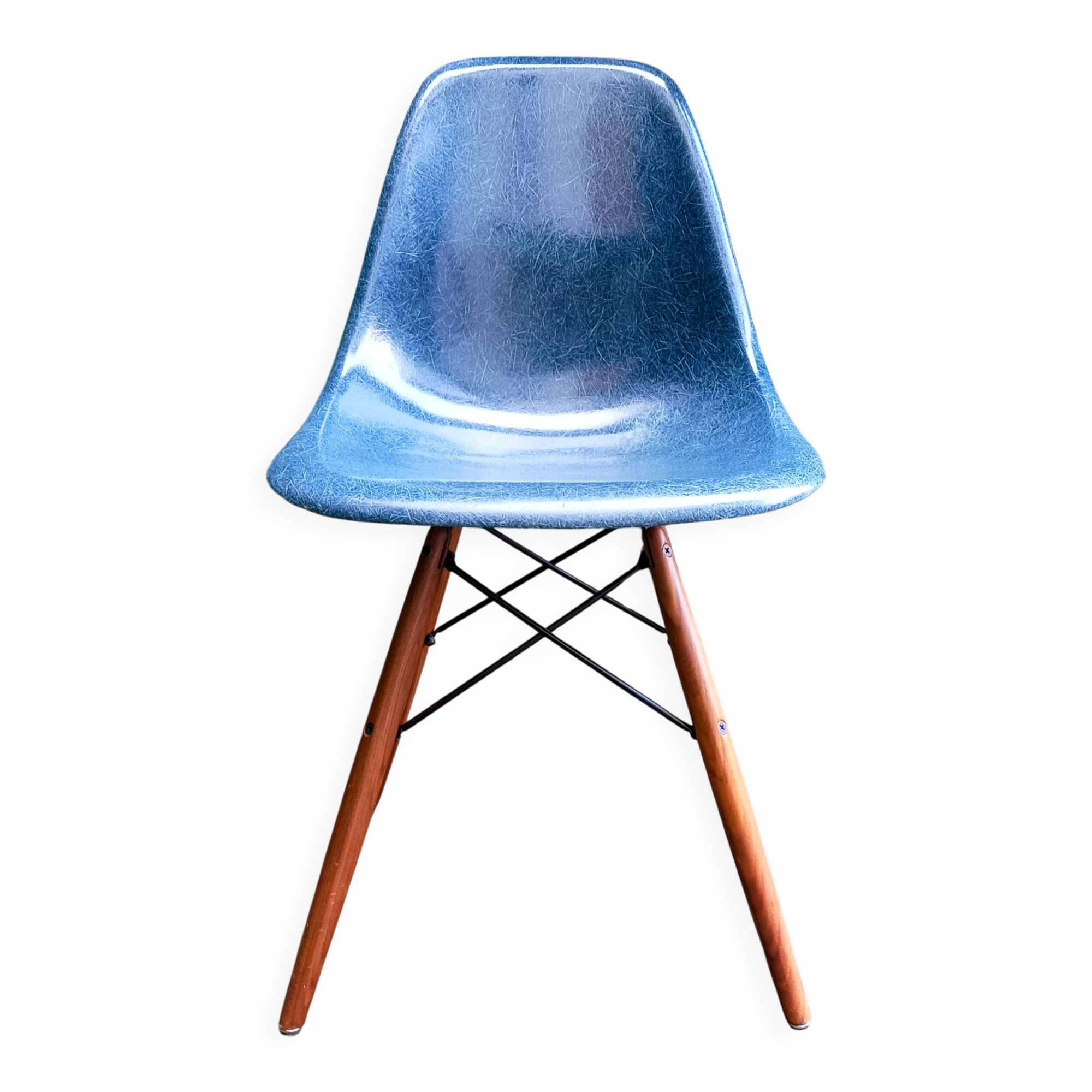 Eames DSW chair by Herman Miller