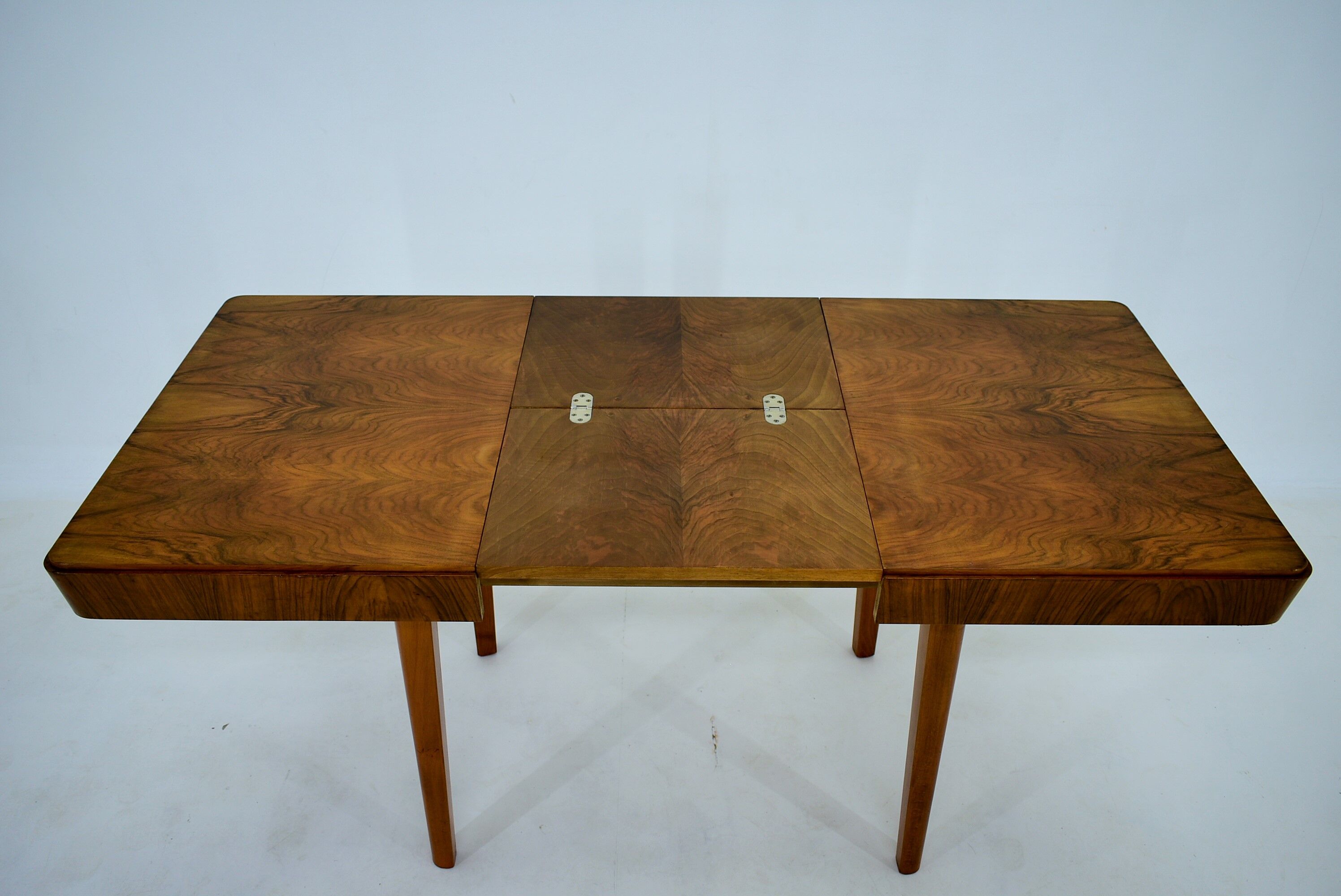 Table à manger extensible Jindřich Halabala pour UP Zavody, années 1950