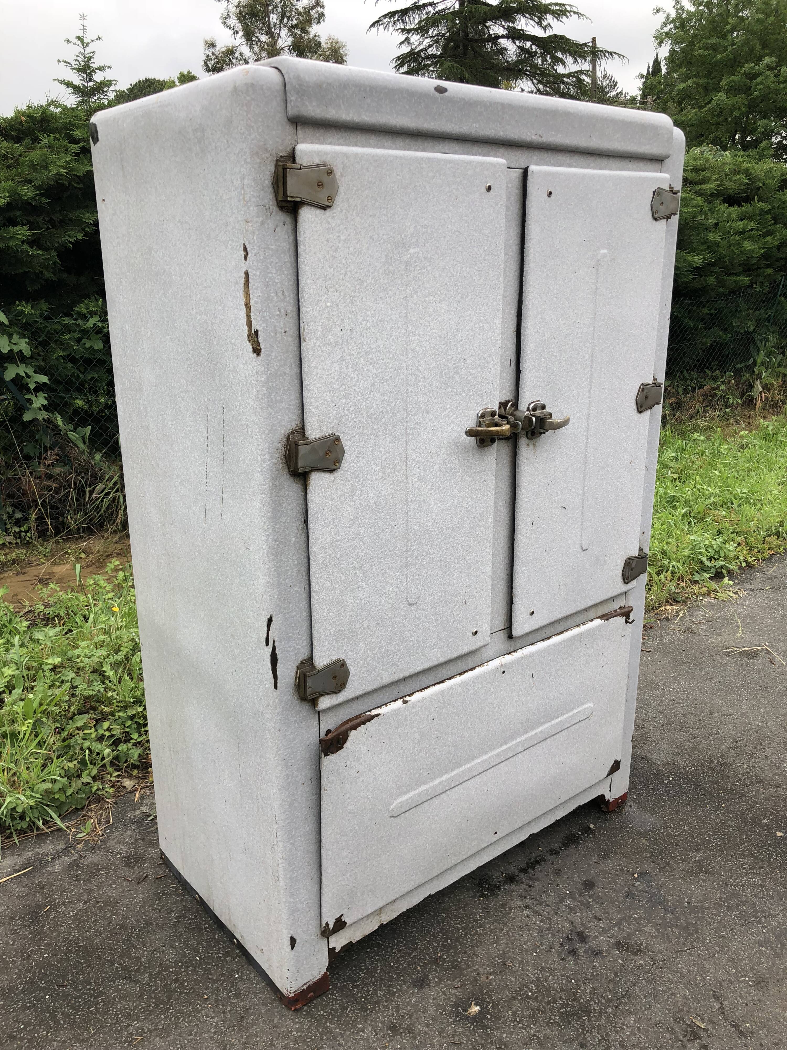 Fridge cabinet antique enamel furniture of metier