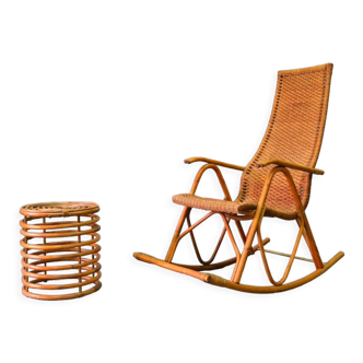 Rocking chair et table d’appoint en bambou de FM, années 1950