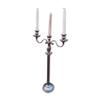 Candelabra , candlestick .