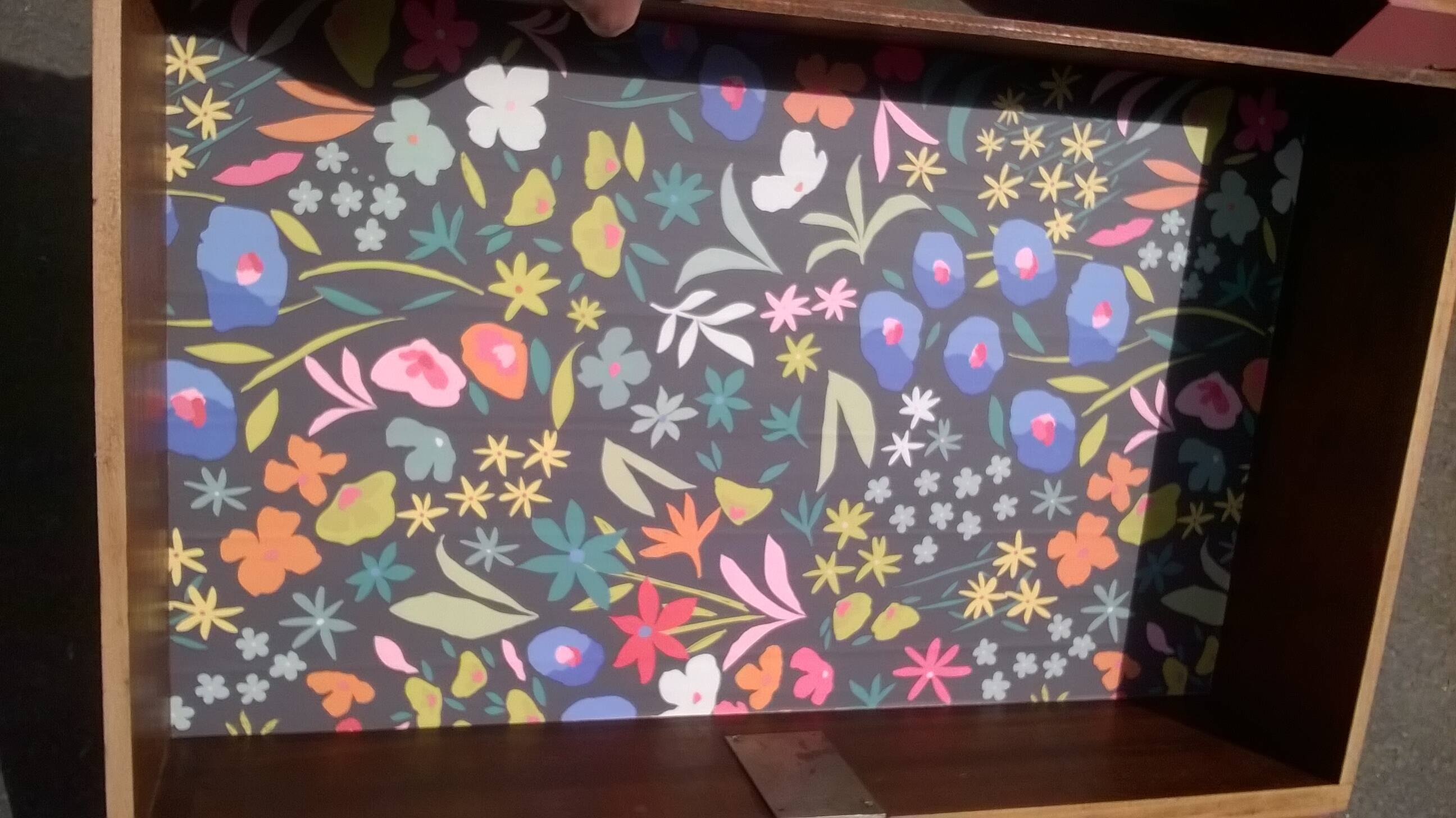 Parisian hotel wardrobe year 1900