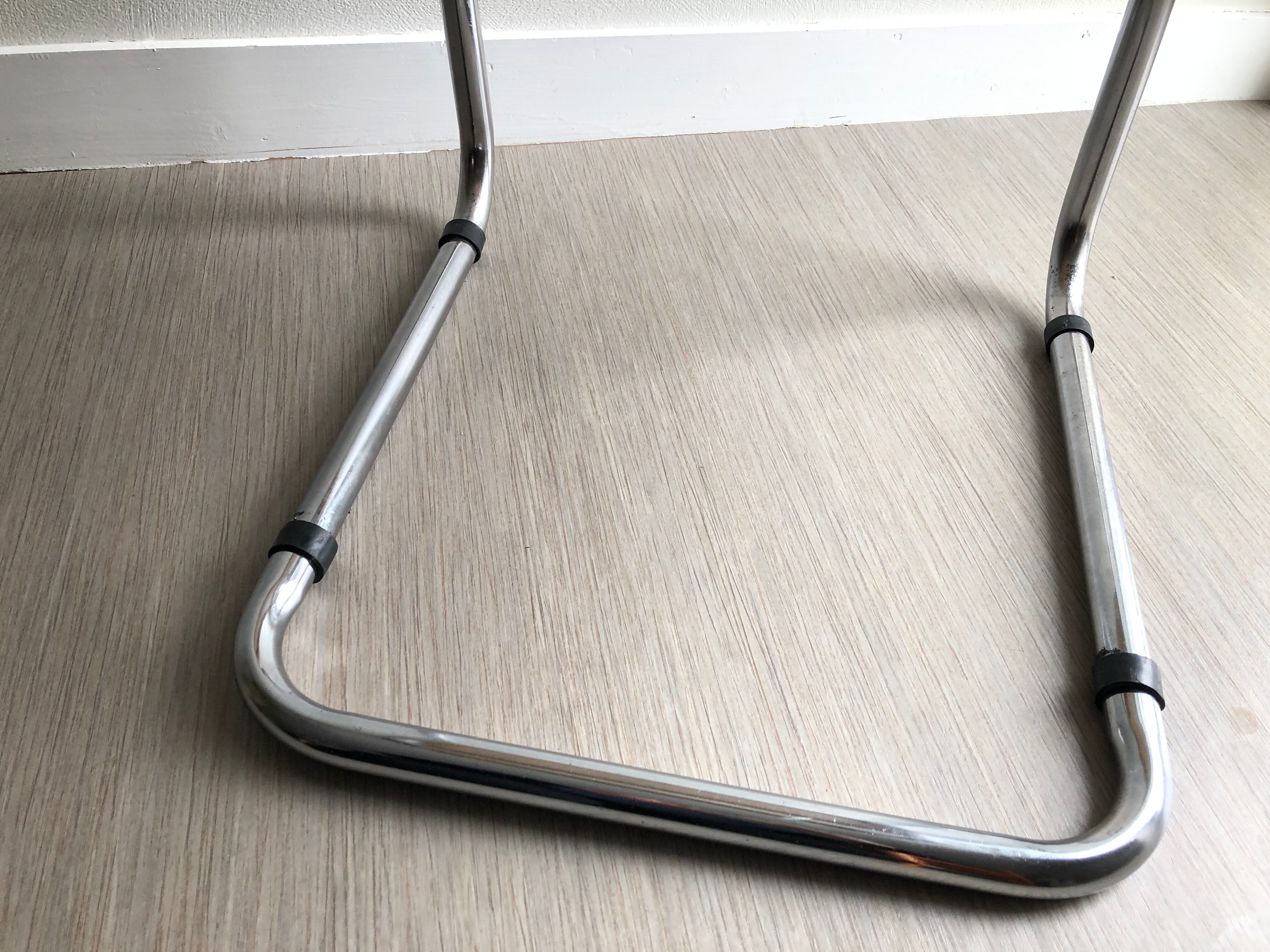 Marcel Breuer's B32 chair