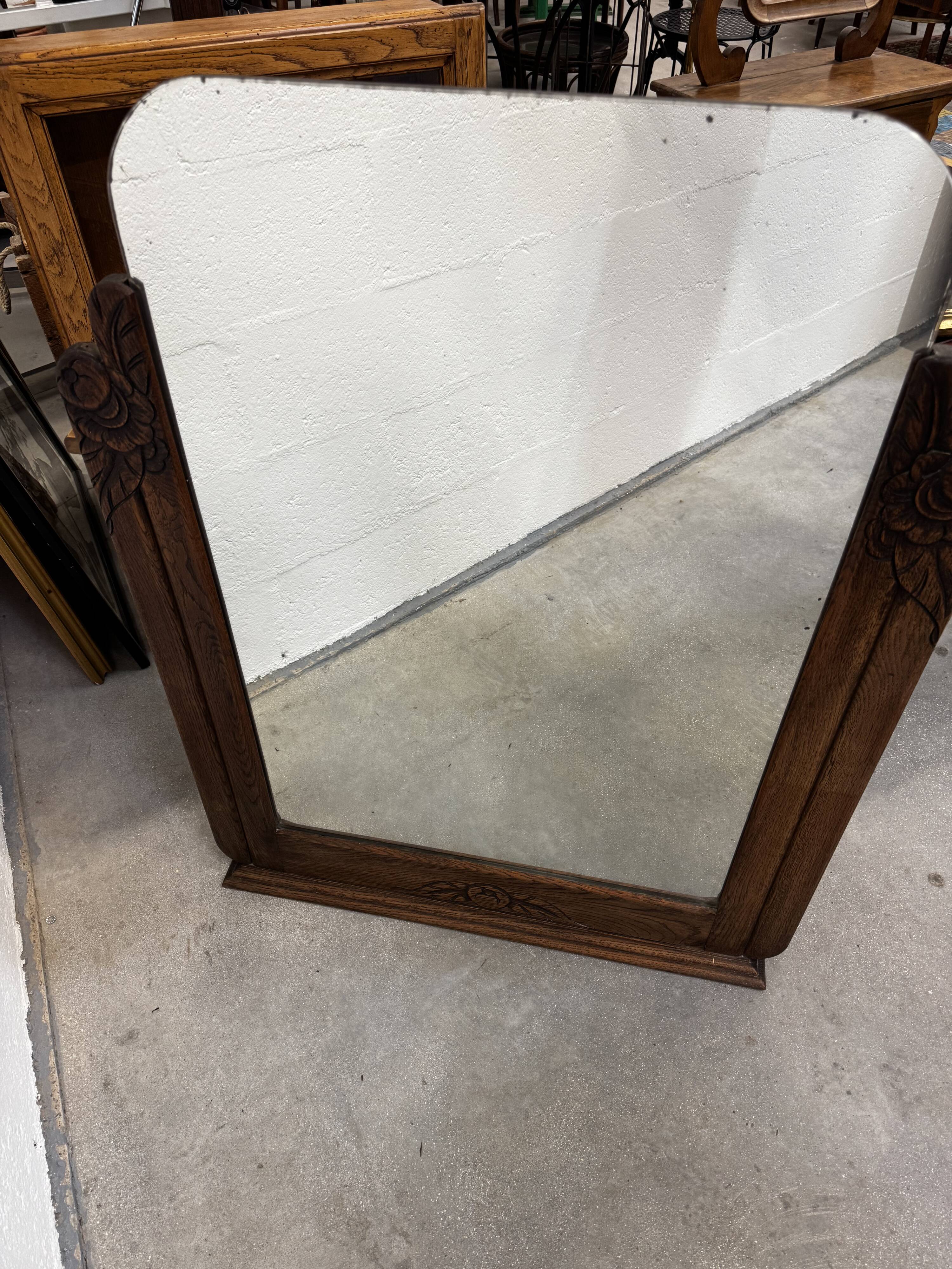 Art Deco mirror in carved oak – 1930s – 102 x 78 cm