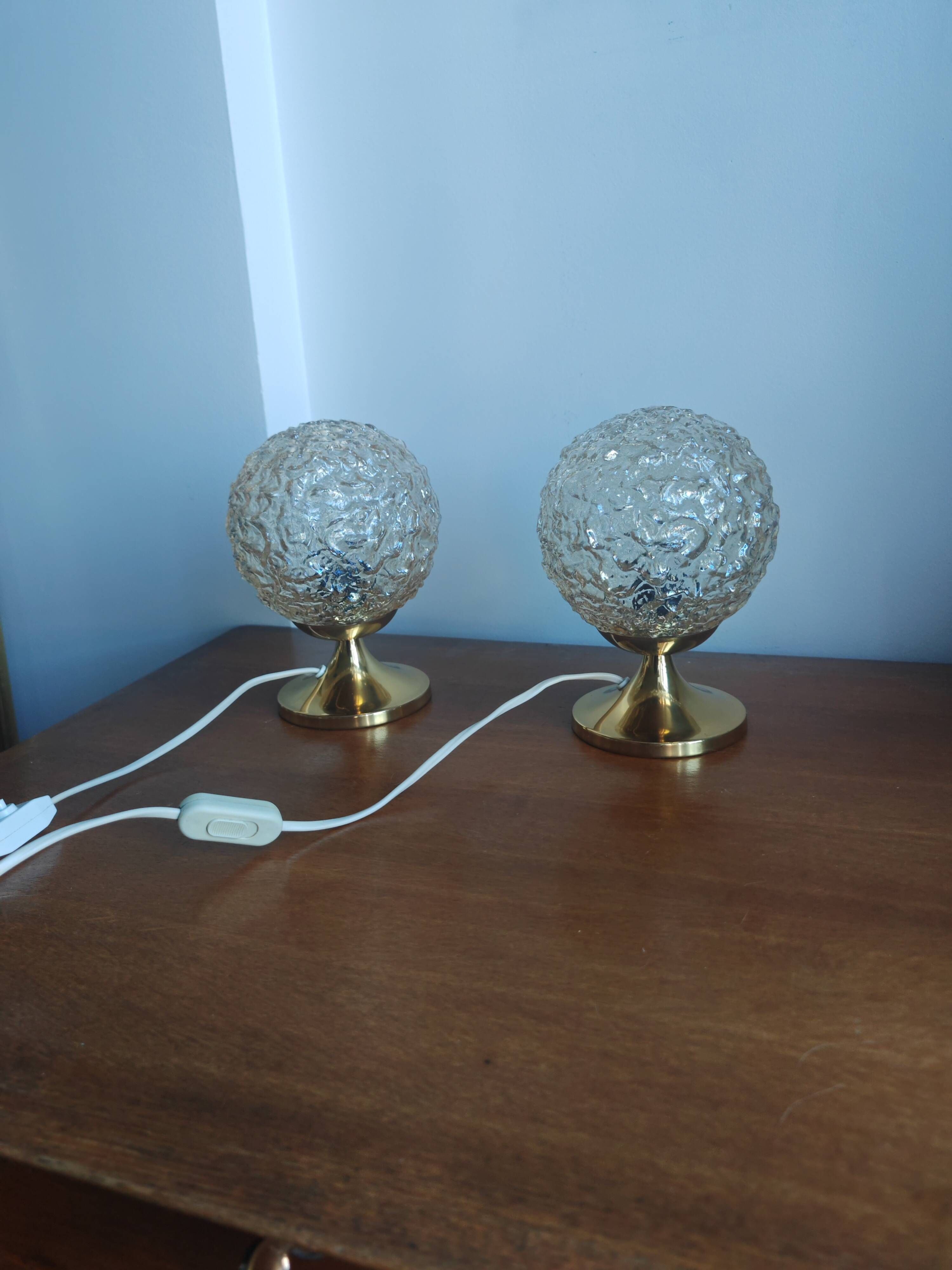 Pair of Space Age table lamps from the 70s – German design – Frosted glass "Ice"