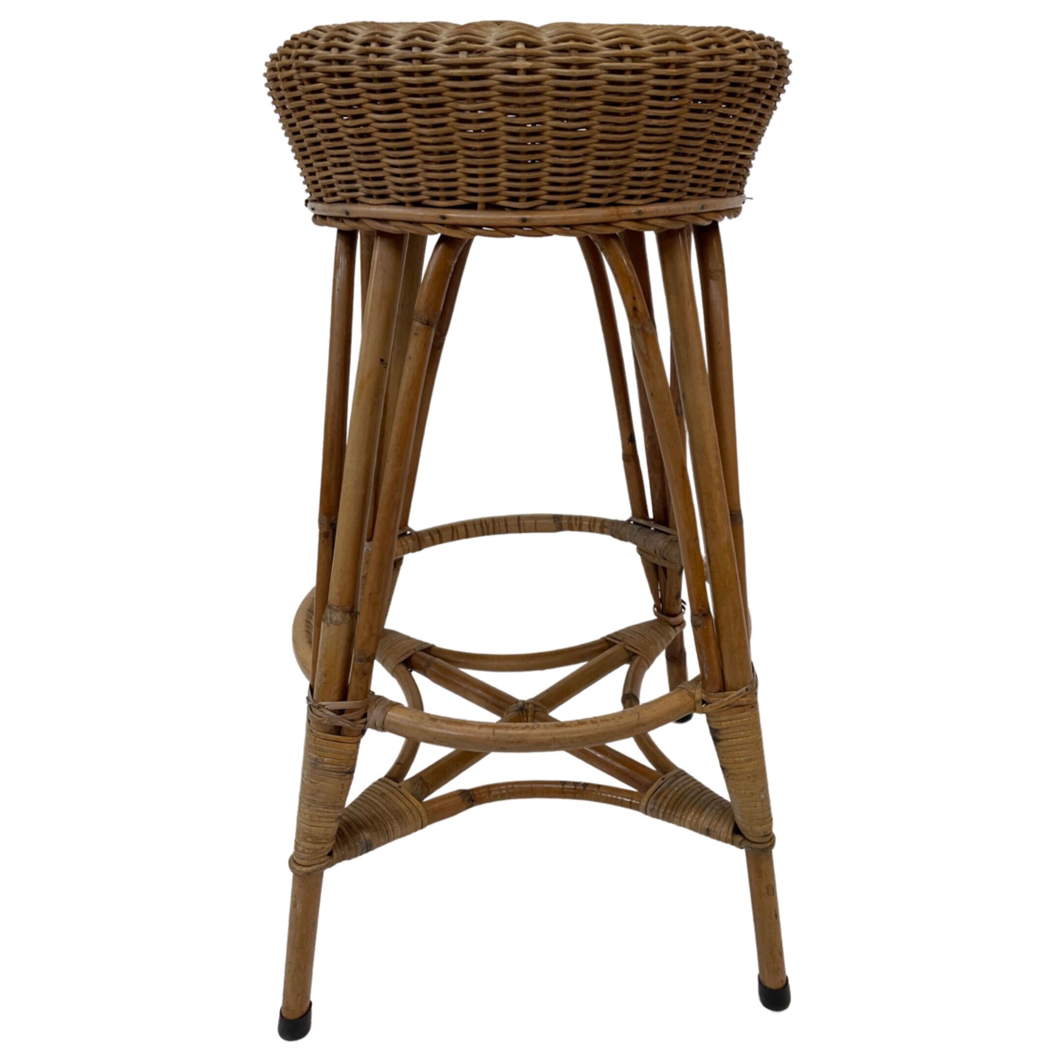 Tabouret vintage en rotin des années 60