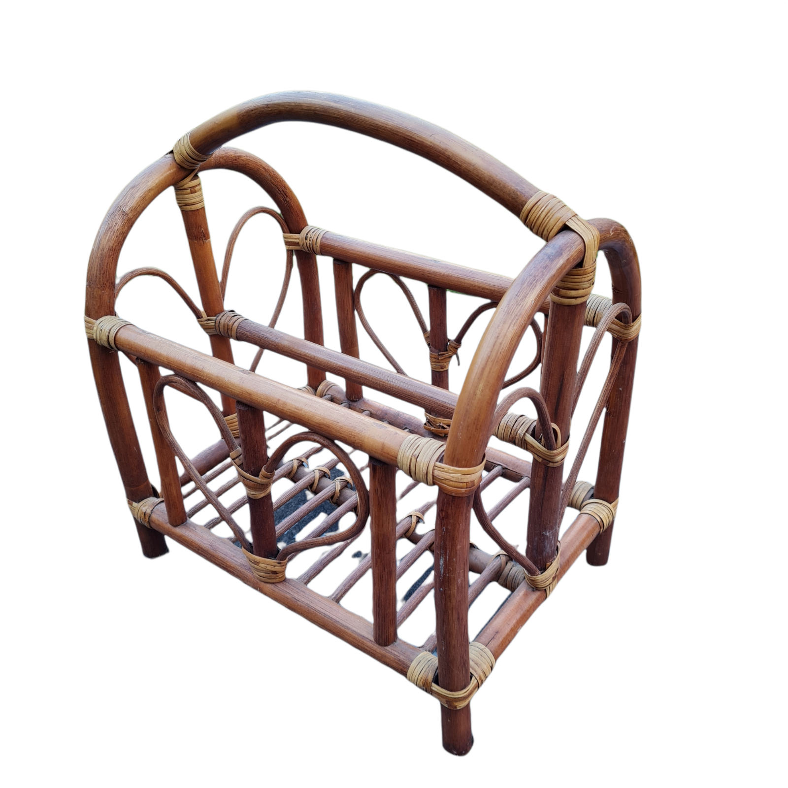 Vintage rattan magazine door