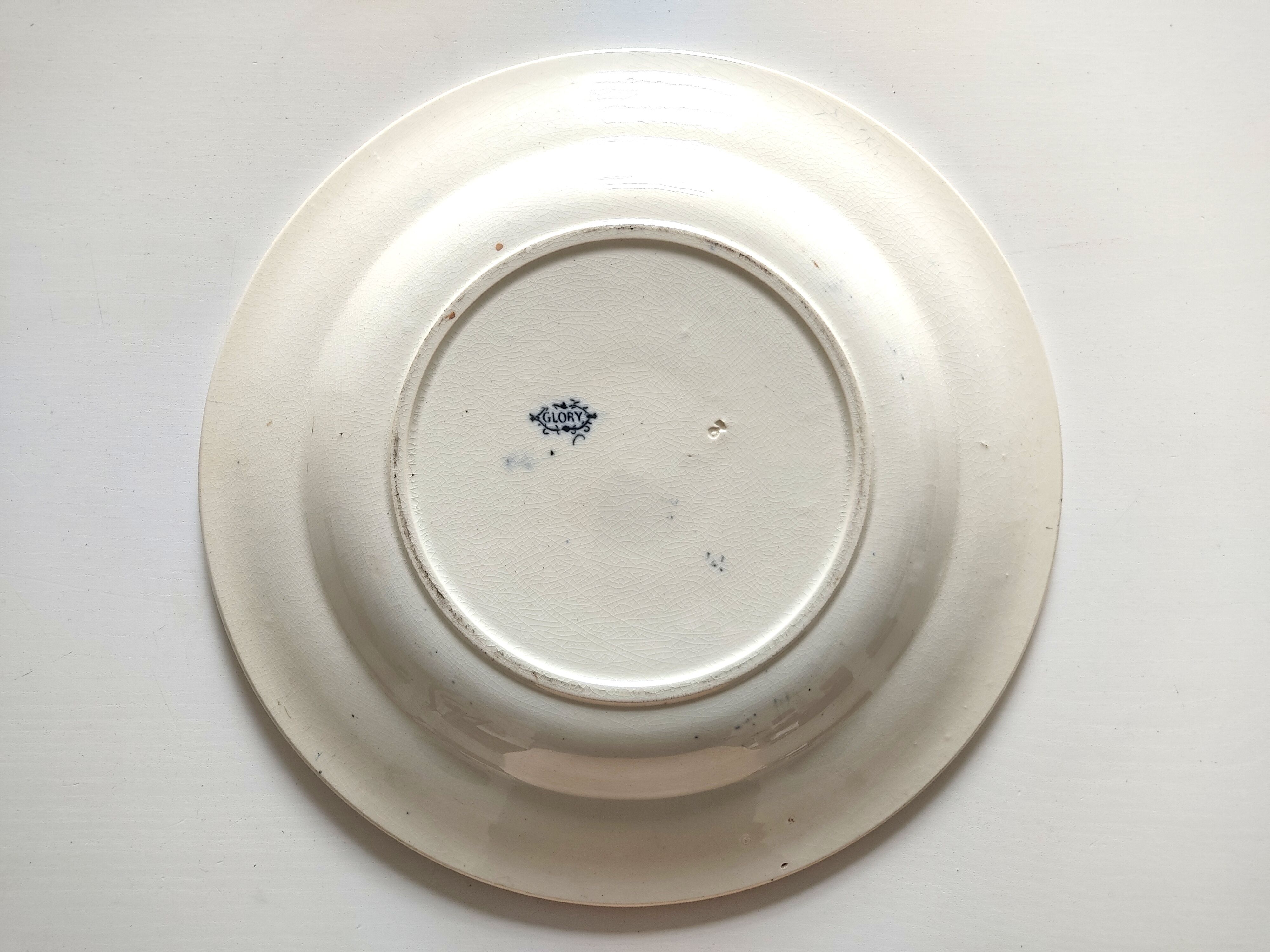 Flat earthenware blue flowers model Glory 31.5 cm