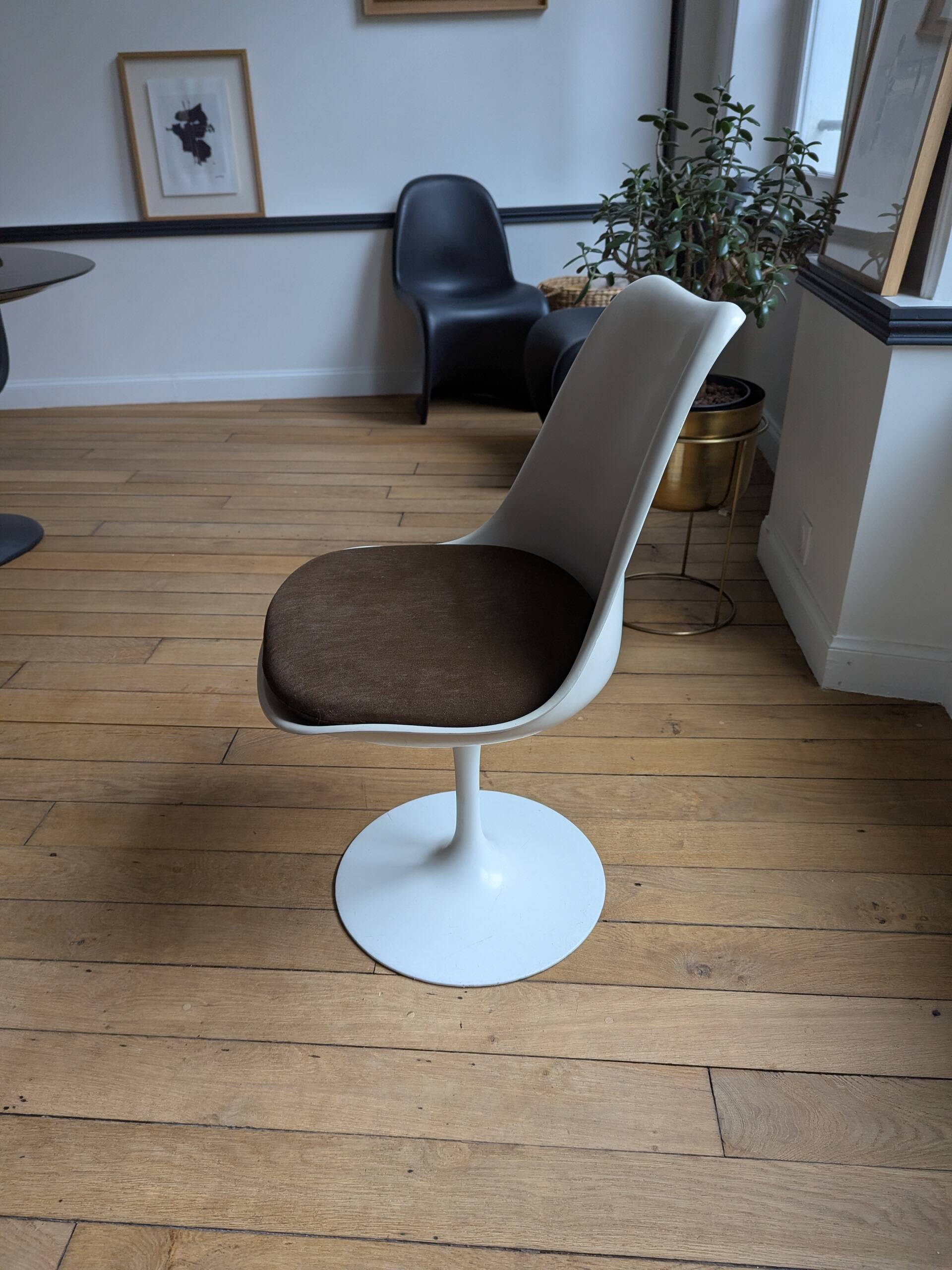 Vintage Tulip Knoll Saarinen Swivel Chair