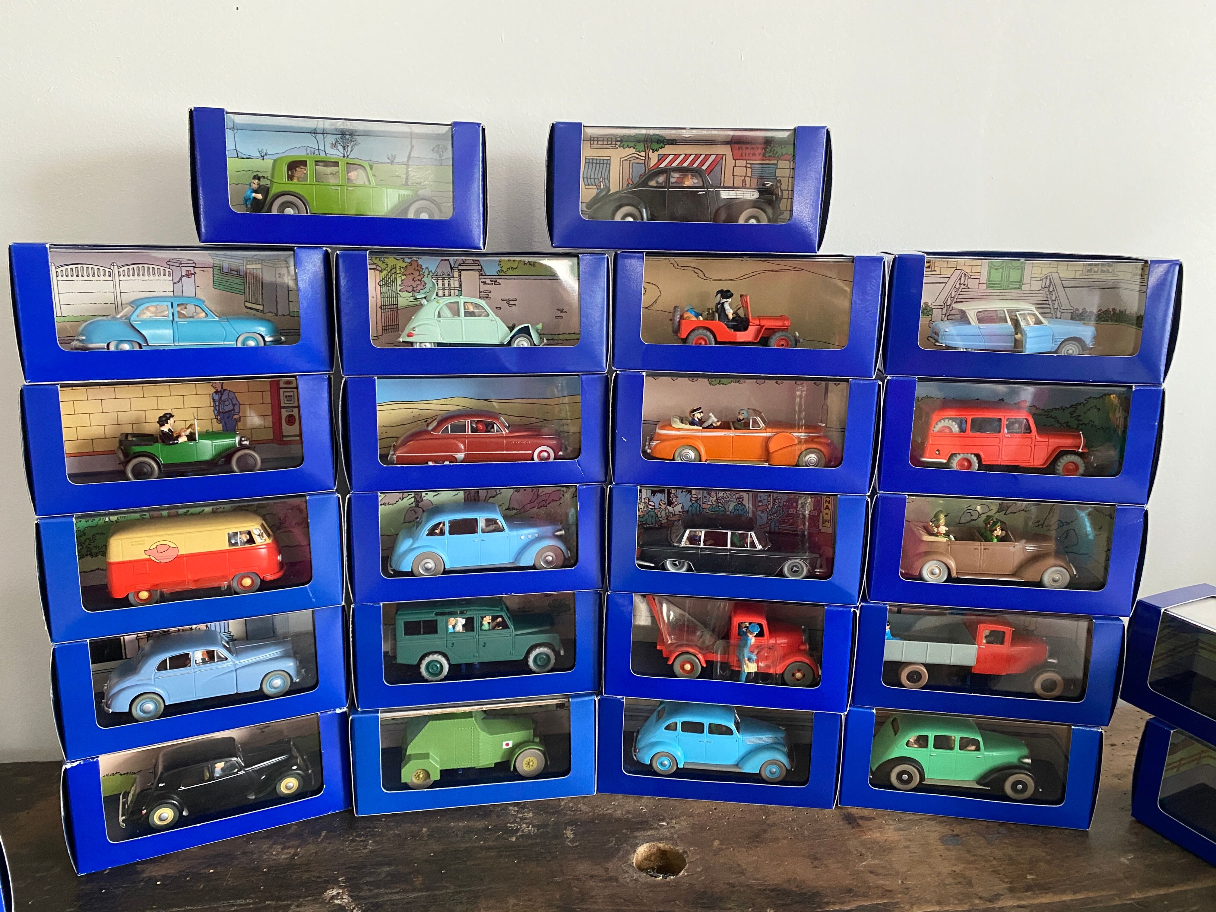 Classic cars "en voiture tintin" atlas edition