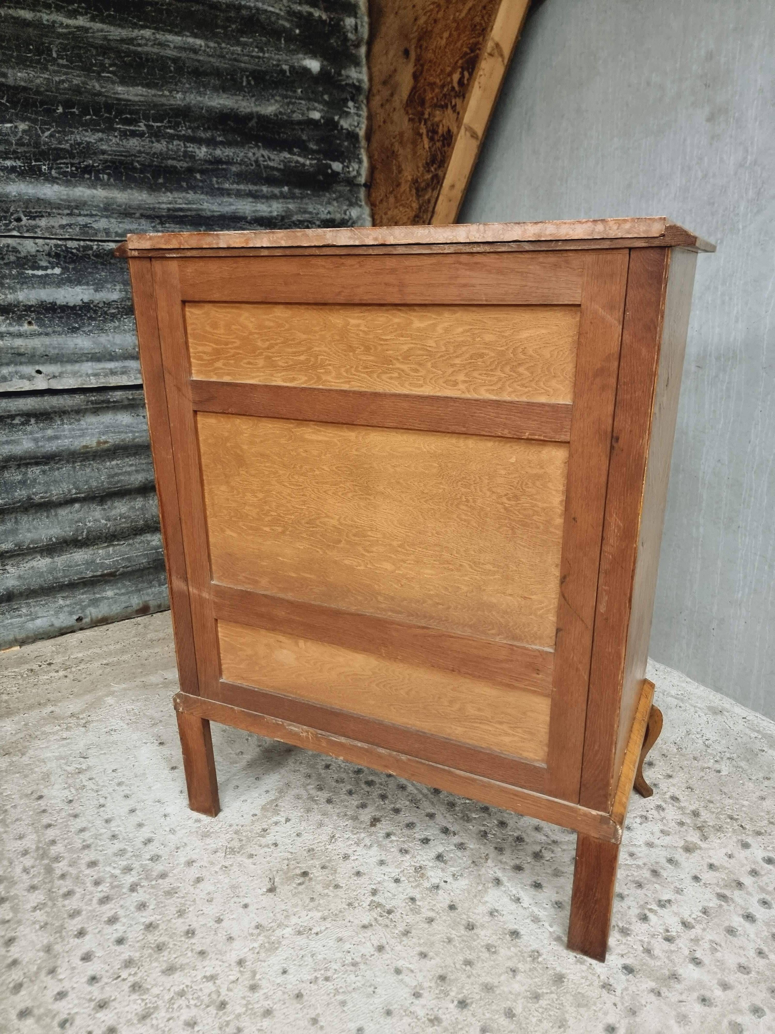 Commode Art Déco ancienne 86 x 110 cm