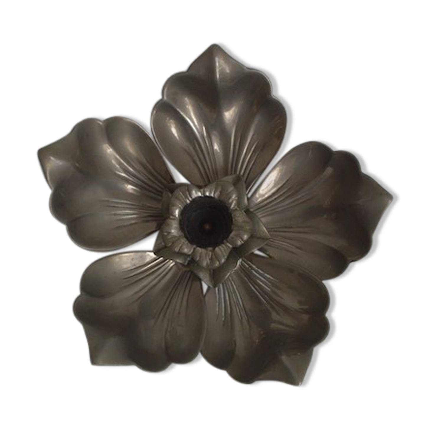 Vintage flower ashtray