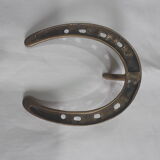 Porte manteau en laiton en forme de fer à cheval
