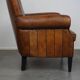 Correct and comfortable sheep leather armchair/armchair with a beautiful finish