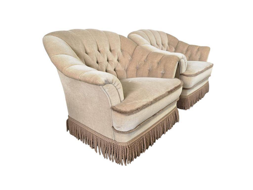 Set of 2 vintage ecru armchairs with fringes.