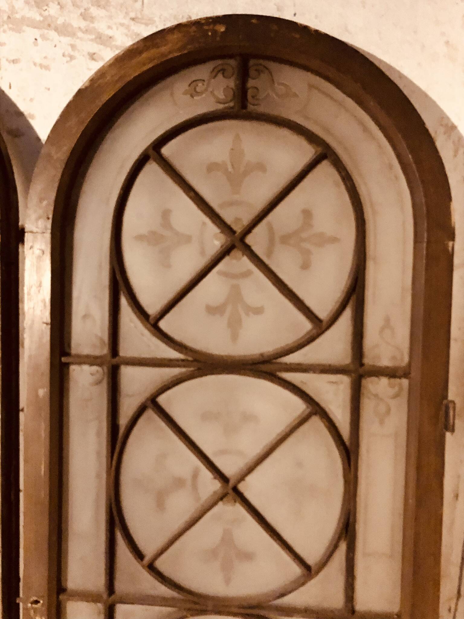 Set of 4 decorative carved glass windows from the 1900s