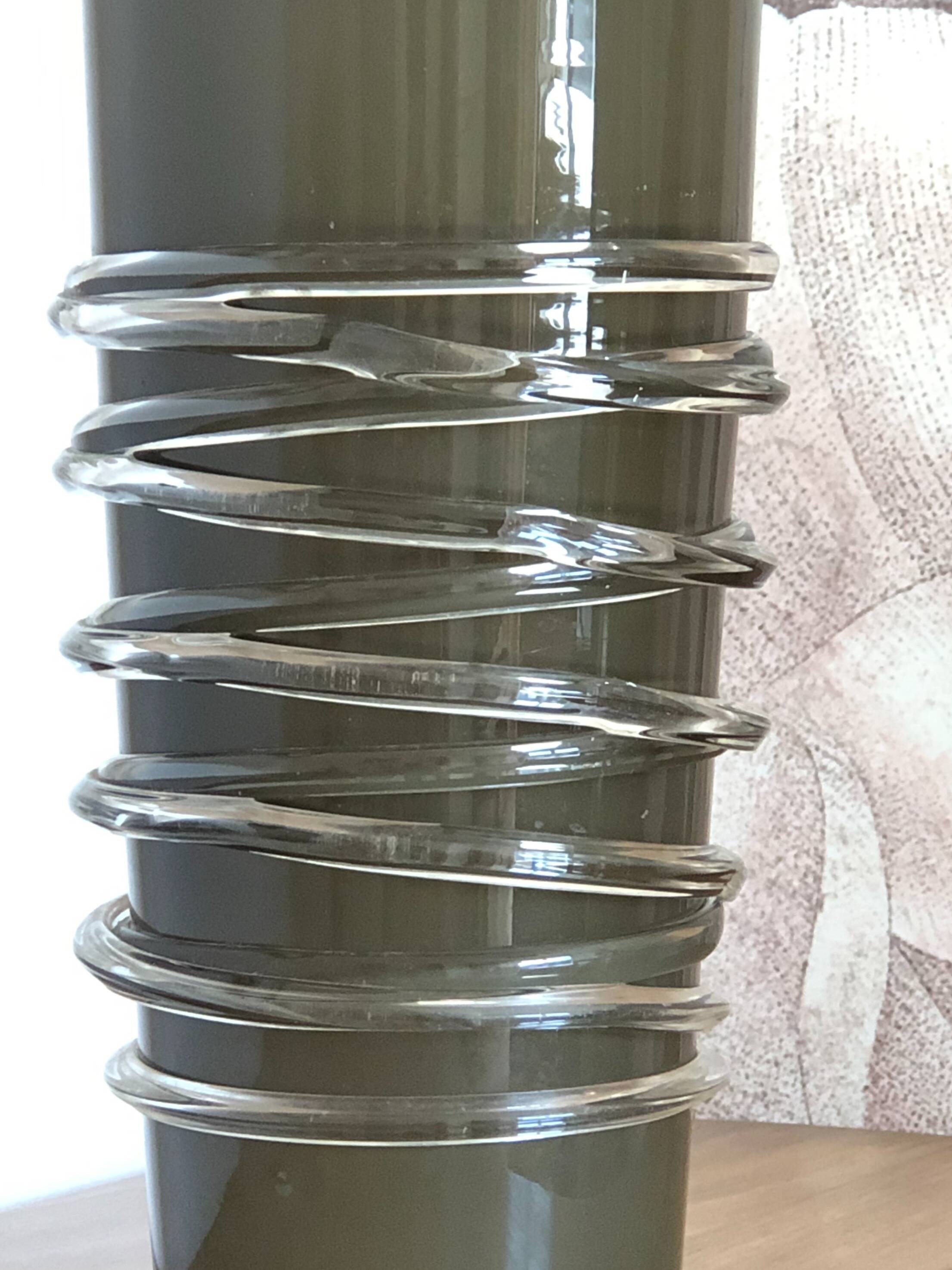 Vase en verre, vert / gris