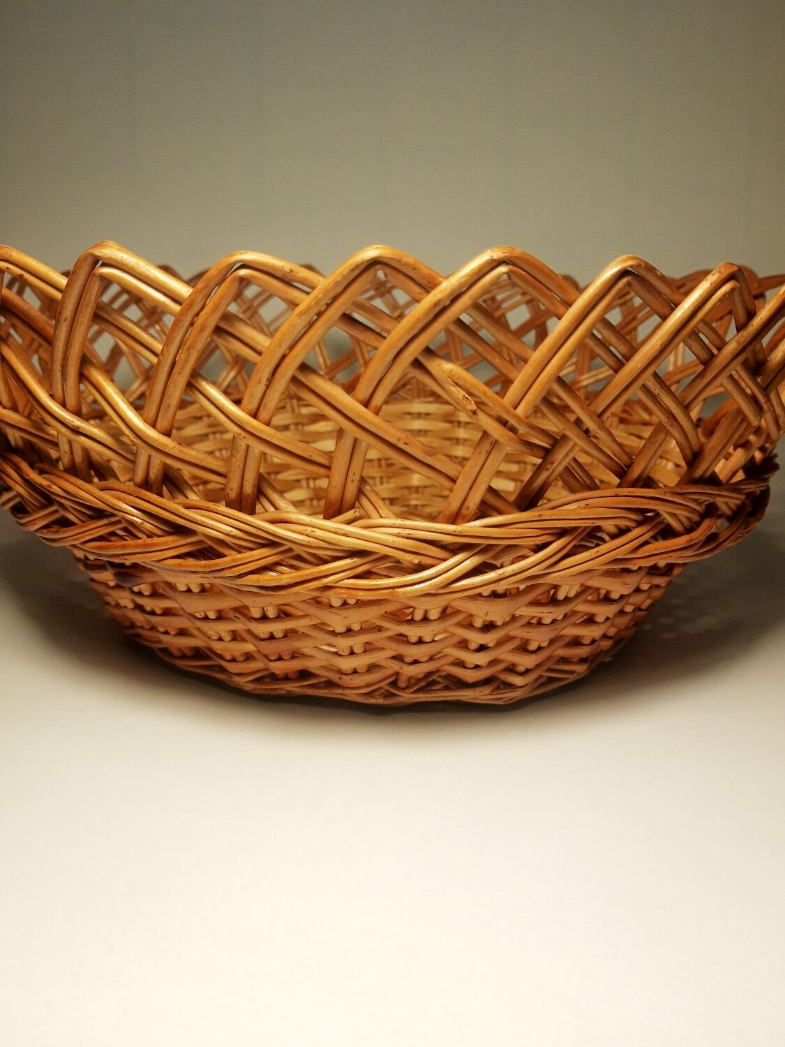 Vintage round wicker basket