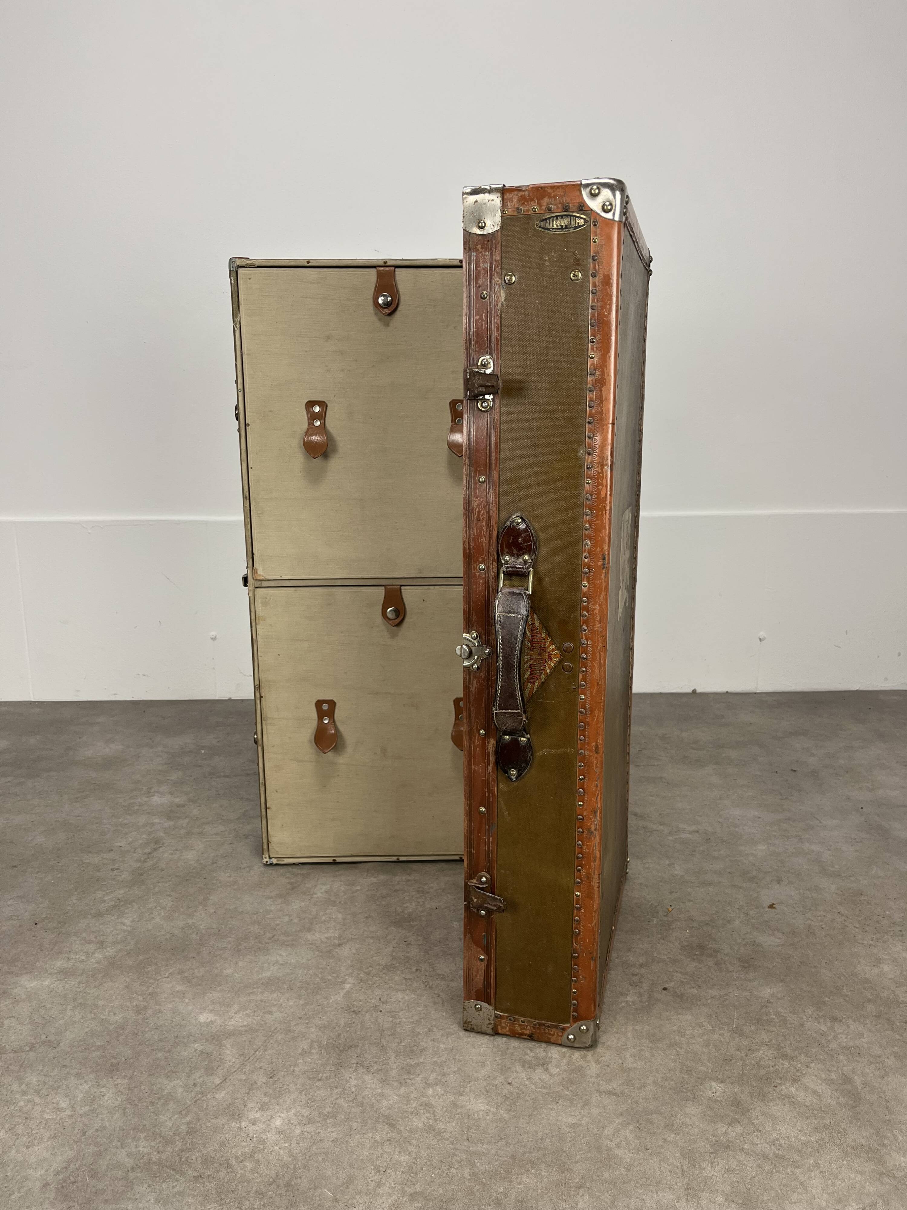 “MallePlume Paris” cabin trunk