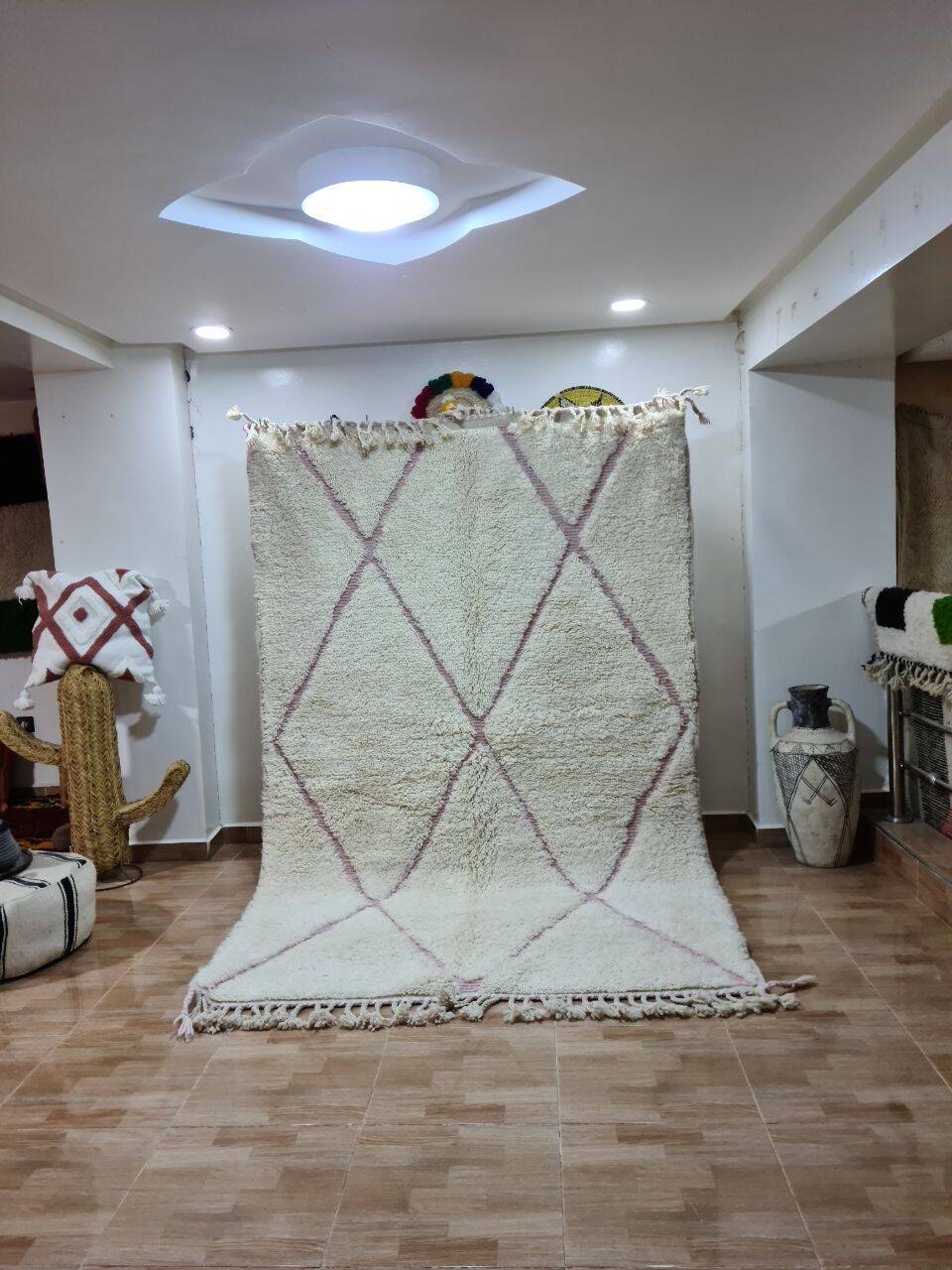 Mrirt 100% Wool Rug - Luxury and Comfort - Handmade 250x150 cm