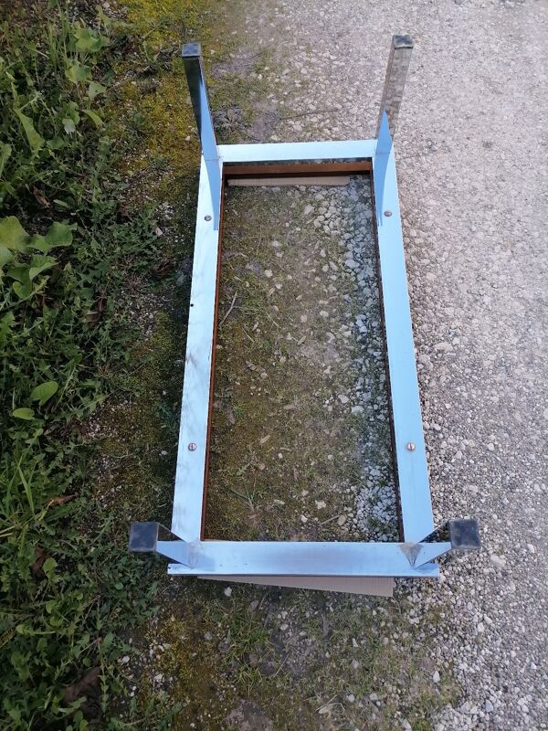 Table basse. année. 70