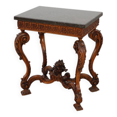 Table d'appoint en noyer sculpté de style Napoléon III avec plateau en Ardune, France vers 190.