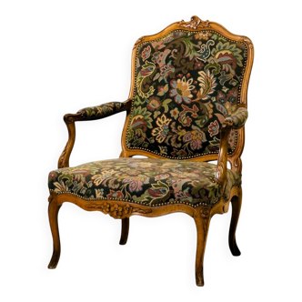 Queen's armchair from the Louis XV period