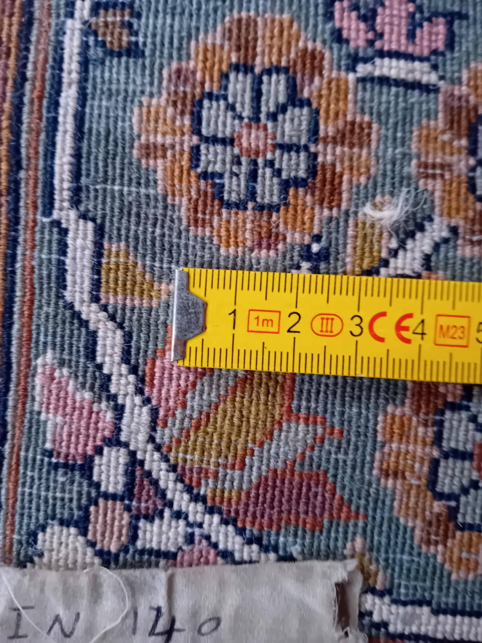 Handmade cashmere wool and silk rug 183x123cm