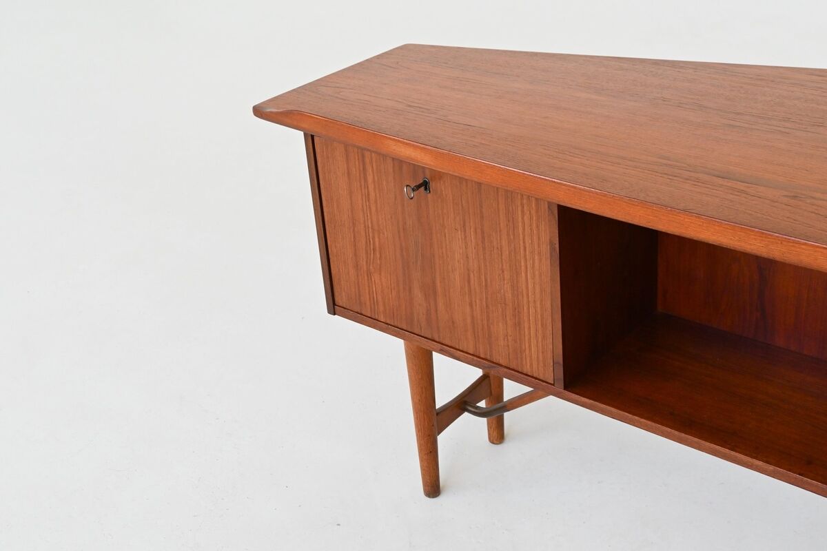 Peter Løvig Nielsen boomerang writing desk in teak Løvig Denmark 1960