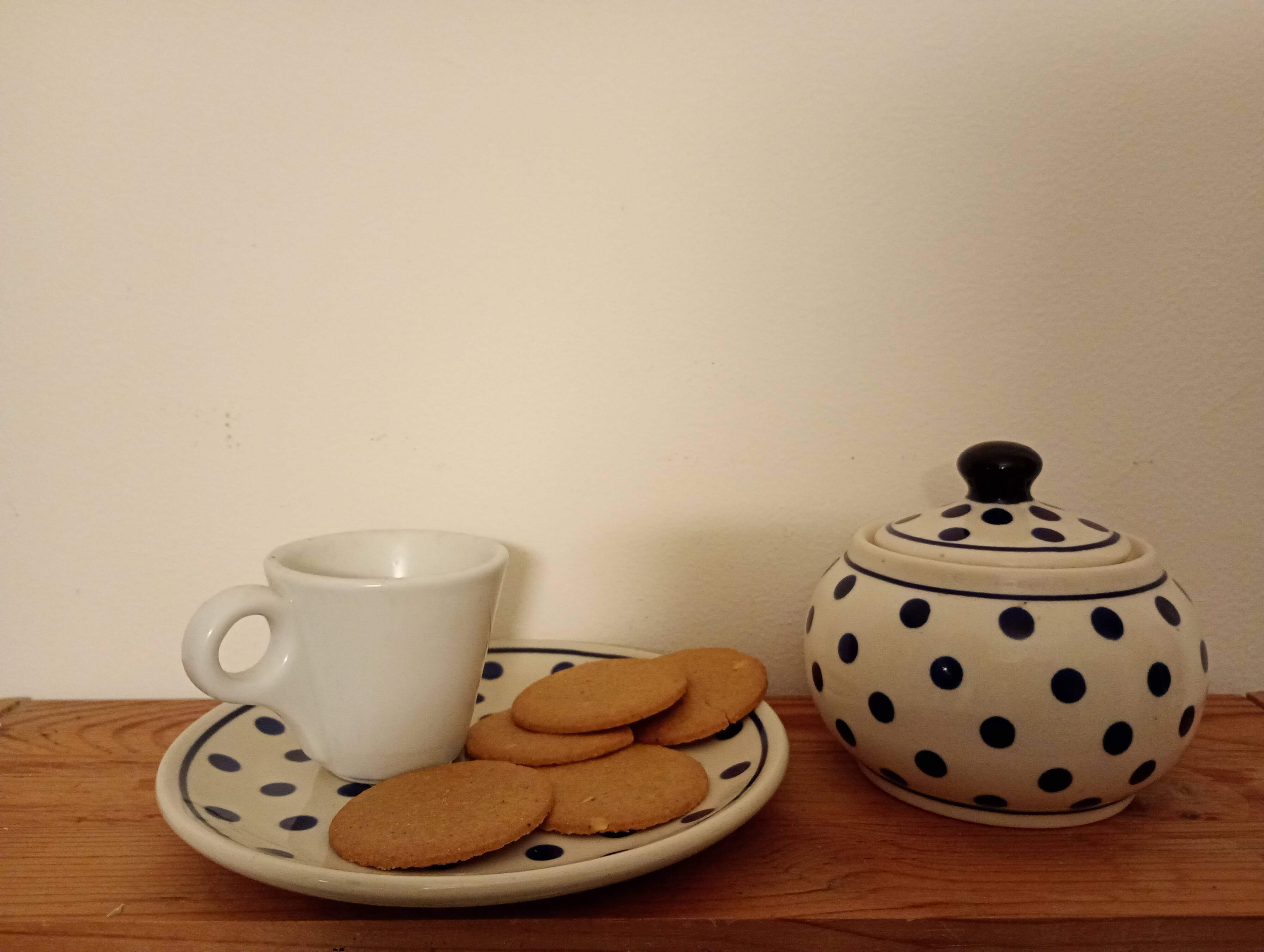 Hand painted ceramic sugar bowl. Poland