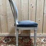 Suite de 6 chaises médaillons de style Louis XVI