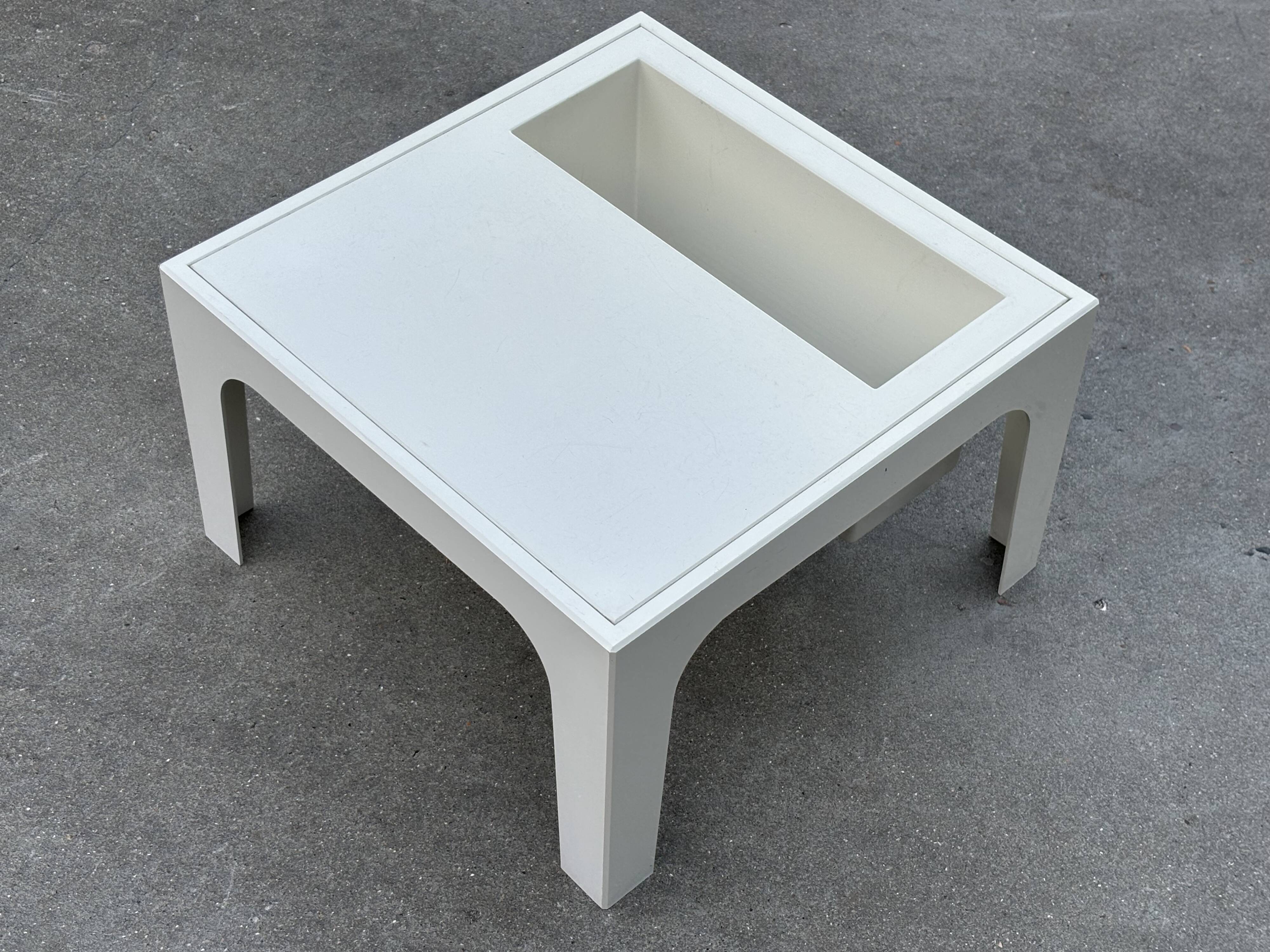 Vintage table with magazine holder, 70s space age